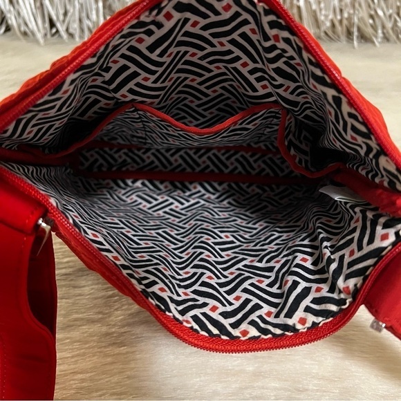VERA BRADLEY Red Microfiber Zipper Hipster Crossbody Travel Light Minimalist - Picture 13 of 14